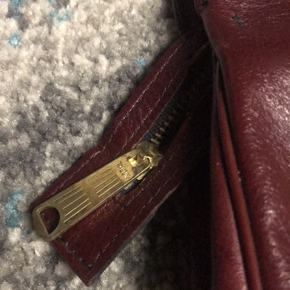 Vintage Leather Handbag - Picture 2 of 13